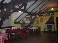 Коњички клуб